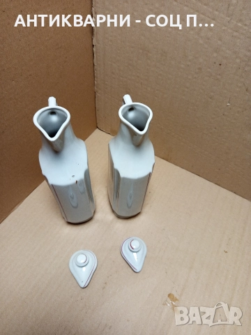 Комплект Соц Стари Български Порцеланови Шишета За Оцет Масло. , снимка 4 - Антикварни и старинни предмети - 52776732