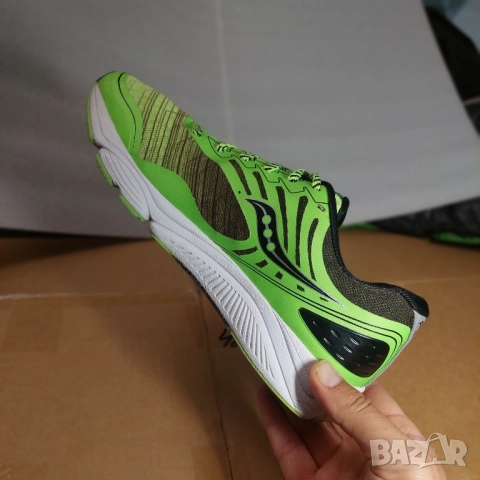 маратонки SAUCONY BREAKTRHU 2 VERDE FLUOR номер 42, снимка 9 - Маратонки - 33453463