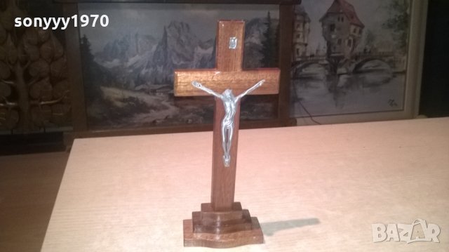 поръчан-Кръст С ХРИСТОС от дърво и метал на поставка-25Х11Х4СМ, снимка 5 - Колекции - 27388261