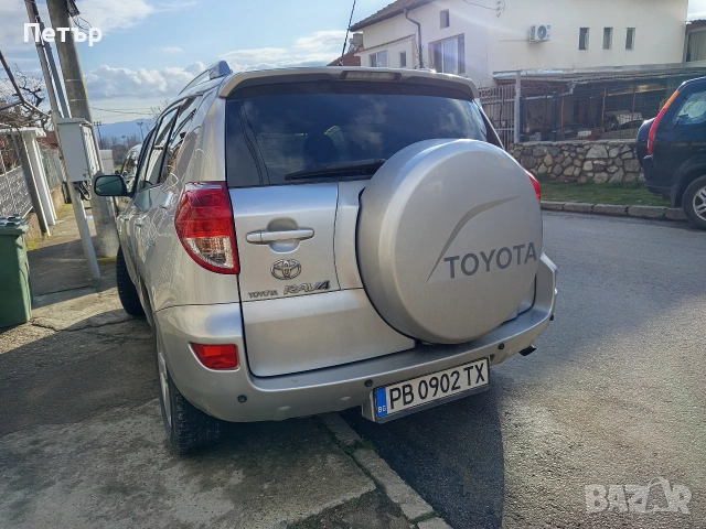 Продава се поради закупен по нов модел рав4 , снимка 7 - Автомобили и джипове - 53602250