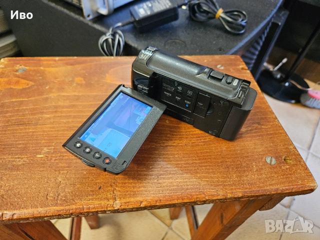 Видеокамера SONY HDR-CX105E В отлично техническо и визуално състояние., снимка 6 - Камери - 52130987