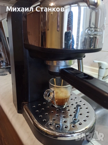 Кафе машина Делонги , снимка 3 - Кафемашини - 53141455