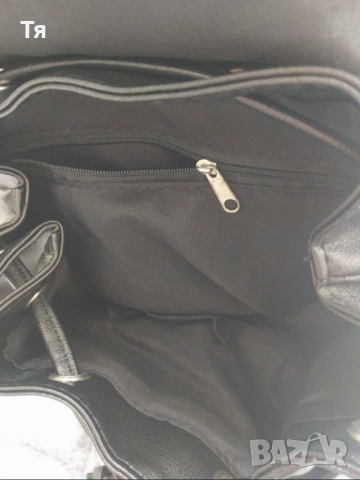 Черна дамска раница , снимка 3 - Раници - 52972692
