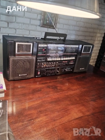 HITACHI MODEL-no-TRK-W550E двукасетъчен касетофон, снимка 8 - Радиокасетофони, транзистори - 53281846