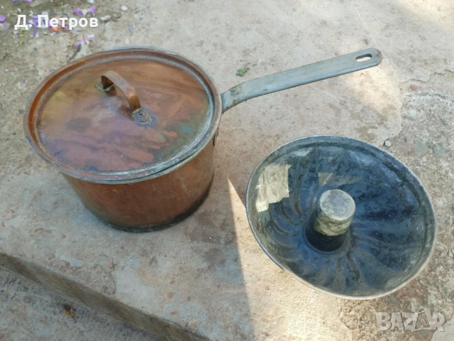 Стар меден тиган и медна форма за кекс, снимка 3 - Антикварни и старинни предмети - 42660844