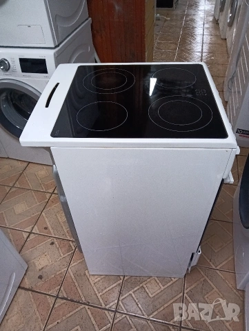 Тясна 50см свободно стояща печка с керамичен плот Gram с две години гаранция!, снимка 5 - Печки, фурни - 53461401