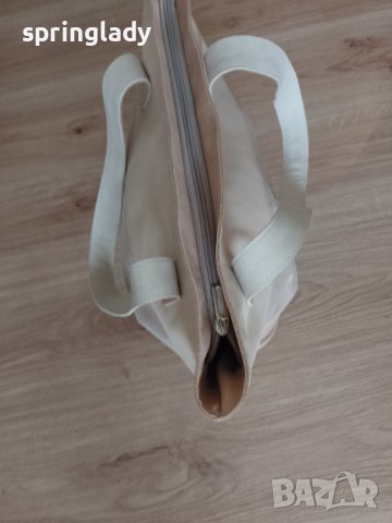 Нова дамска чанта, снимка 3 - Чанти - 37343899