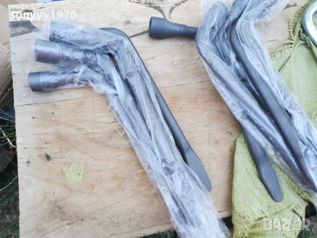 ЯК КЛЮЧ ЗА ГУМИ 17=19=21мм 3008251737, снимка 4 - Аксесоари и консумативи - 51544813