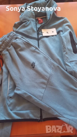 Комплект Nike, снимка 4 - Спортни дрехи, екипи - 53530043