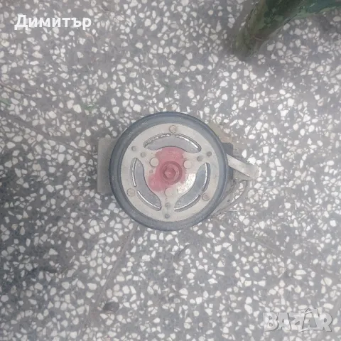 Компресор Климатик За Тойота Ярис 1.0ВВТИ 16В 2000г / Toyota Yaris 1.0VVTI 16V 2000y, снимка 2 - Части - 50428986