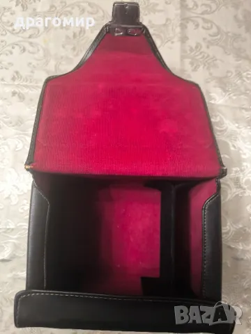 Nikon кожена чанта за фотоапарат , снимка 7 - Чанти, стативи, аксесоари - 50322314