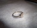 ПРЕКРАСЕН НЕЖЕН АРТ ПРЪСТЕН МЕД с БЯЛА ПОЗЛАТА и ФАСЕТИРАНИ БЛЕСТЯЩИ ЦИРКОНИ 27756, снимка 9