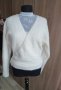 Бяла пухена блуза , снимка 2