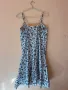 Бяла рокля на сини цветя 50% памук 50% полиестер 👗 Произведена в България 🇧🇬 , снимка 4