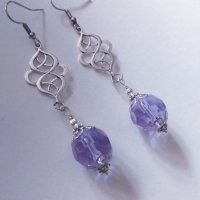 Красиви обици с люляково лилави кристали и орнаменти в цвят Сребро , снимка 3 - Обеци - 32708148