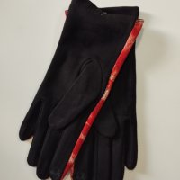 29 Дамски ръкавици кашмир в модерно червен цвят , снимка 2 - Ръкавици - 43317003