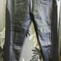 Клин-панталон черен - съчетание кожа и плътно трико - с декоративни ципове, снимка 3 - Клинове - 35460261