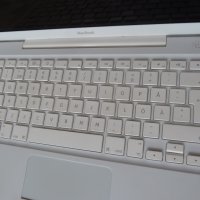 Apple A1181 лаптоп, снимка 3 - Лаптопи за дома - 33264276