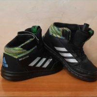 Adidas-Много Запазени, снимка 4 - Детски маратонки - 36490481