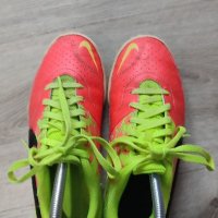 Nike. Футболни обувки, стоножки. 35, снимка 5 - Футбол - 39370159
