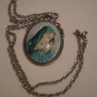 медальон с висулка  икона под стъкло ДЕВА МАРИЯ Мадона, снимка 5 - Антикварни и старинни предмети - 37850032