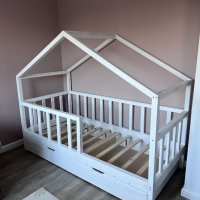 Детско легло тип къщичка, снимка 2 - Мебели за детската стая - 35354916