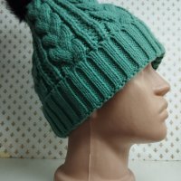 Дамска плетена шапка с естествен косъм лукс- мпш39, снимка 3 - Шапки - 43302159