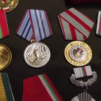 Ордени и медали от соца, снимка 8 - Нумизматика и бонистика - 43958526