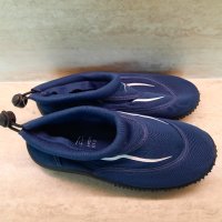 Детски плувни обувки / аква обувки Bluefin, снимка 4 - Детски джапанки - 40818371