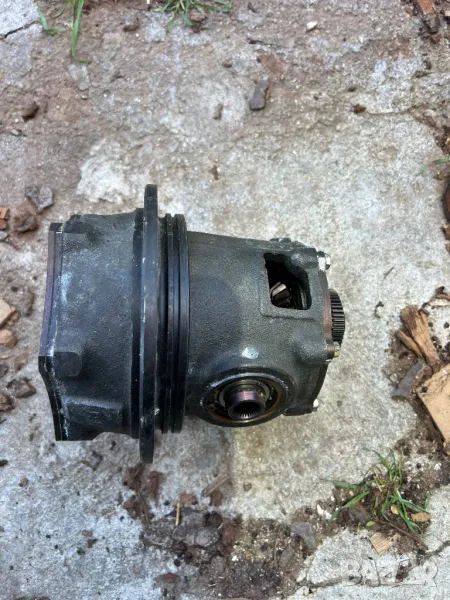 Продавам редуктор , снимка 1