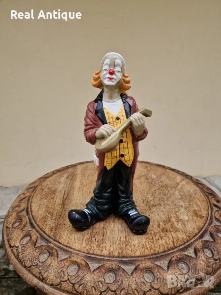 Страхотна антикварна колекционерска керамична фигура статуетка клоун , снимка 1