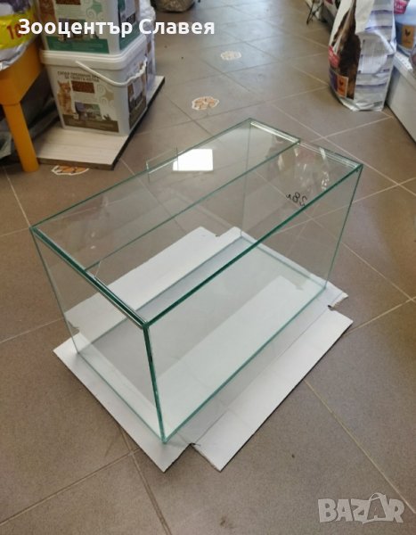 аквариум със стъклен капак , снимка 1