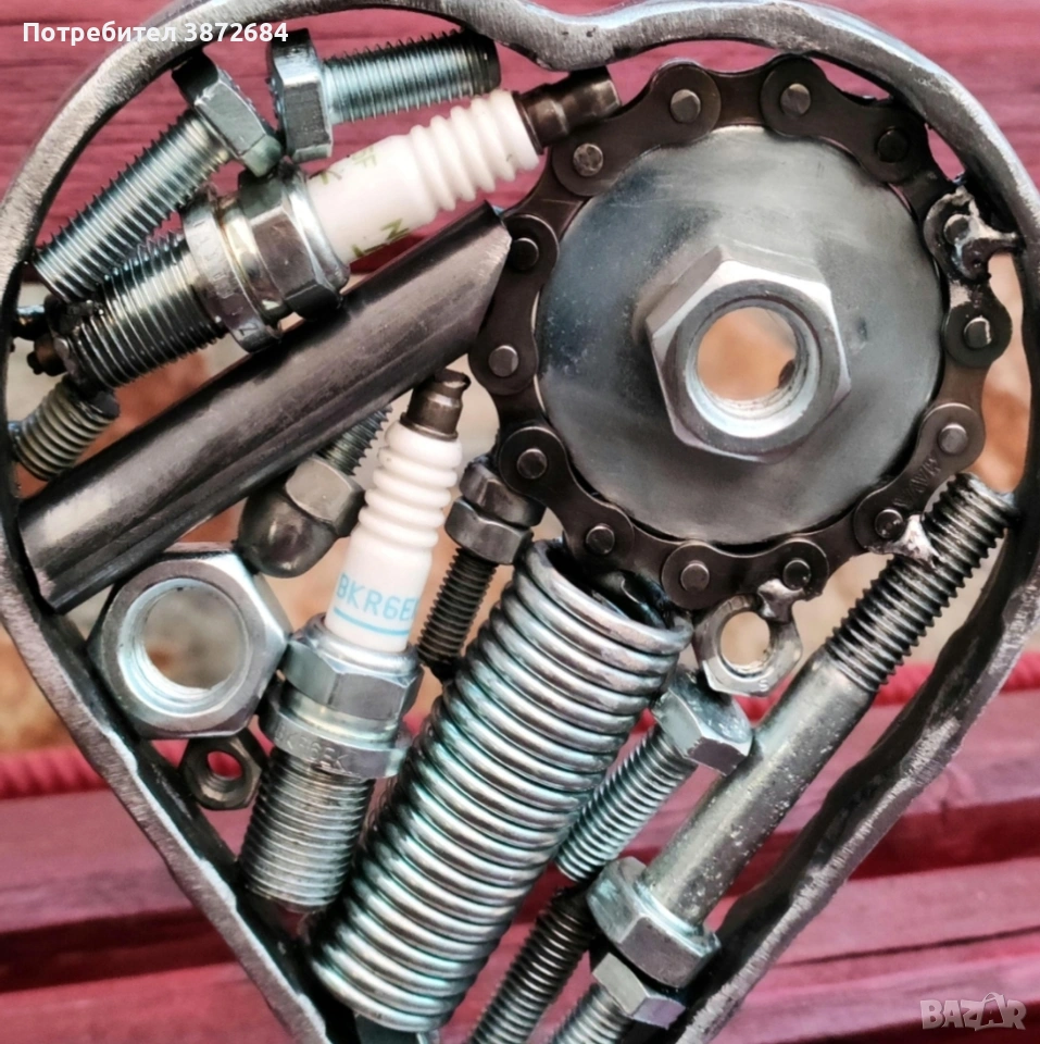 Сърце от рециклирани метални части , снимка 1