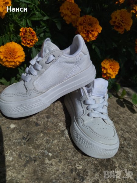 Оригинални детски маратонки Адидас , снимка 1