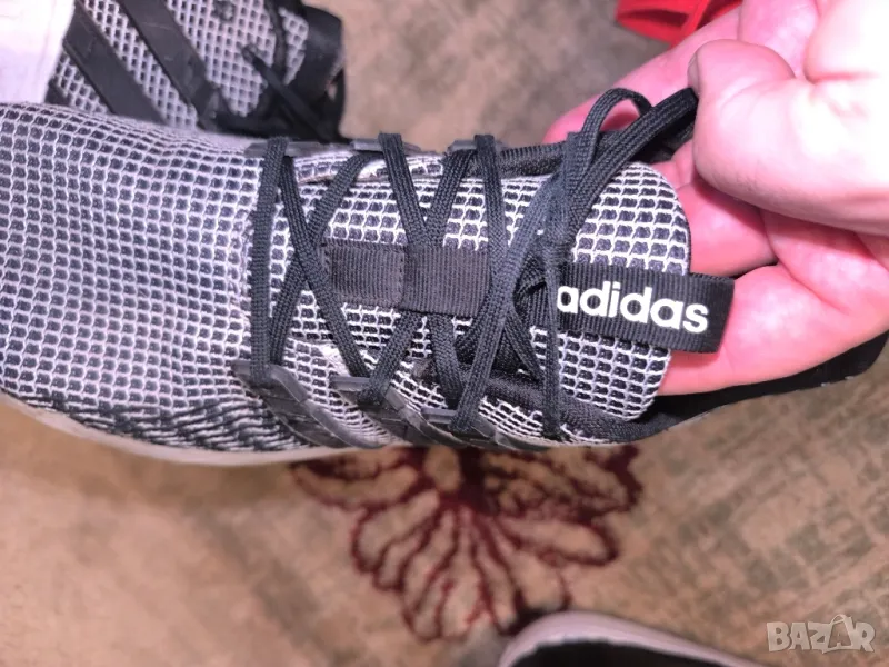 Адидас черно бели номер 42, снимка 1