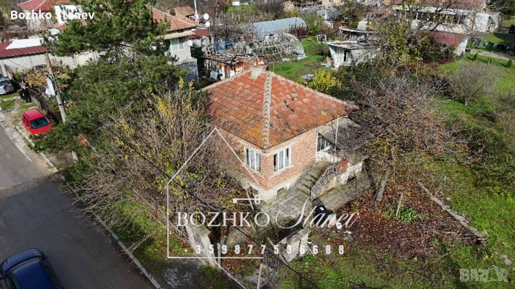 Продава се къща в Долни чифлик , снимка 1