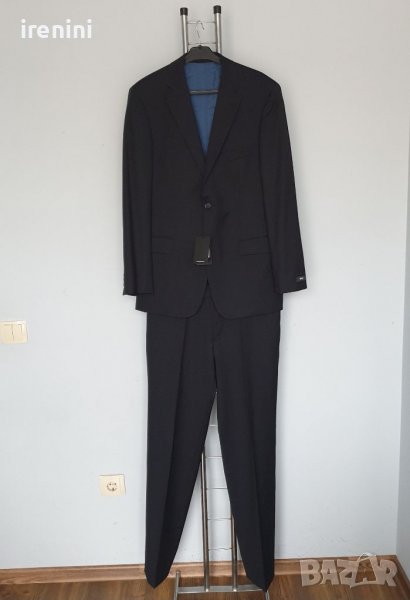 Страхотен мъжки костюм HUGO BOSS , бизнес клас , размер 48ми , нов с етикет , цена на етикет 499€ . , снимка 1