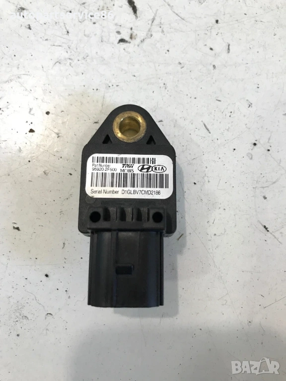 Сензор за удар за KIA Carnival (2007–2010) 95920-2F500, снимка 1