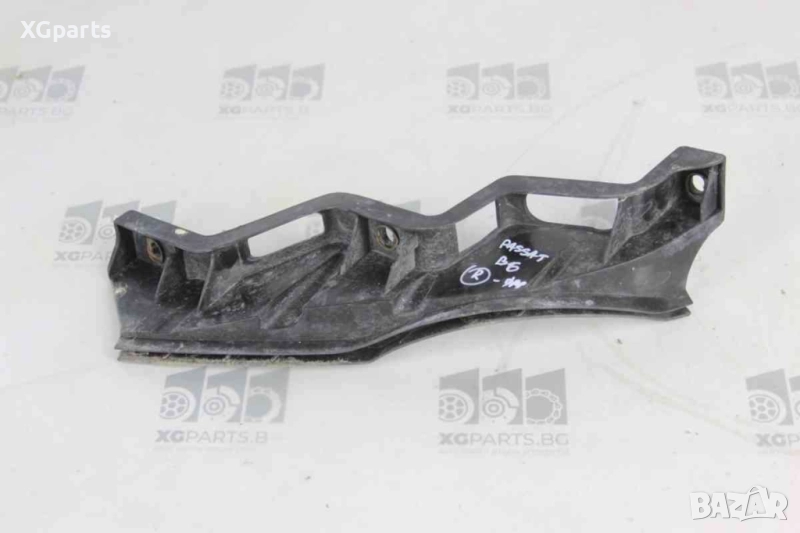  Държач десен фар за Volkswagen Passat B6 (2005-2010), снимка 1