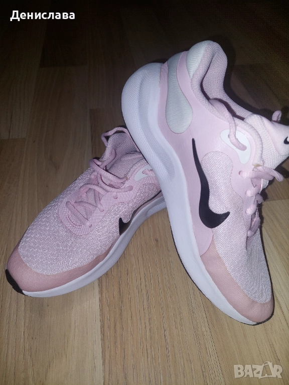 Маратонки Nike, н. 35,5, снимка 1