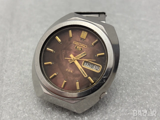 Колекционерски! Seiko 5 DX (Deluxe) Automatic 23 камъка (Jewels), снимка 6 - Антикварни и старинни предмети - 53442188