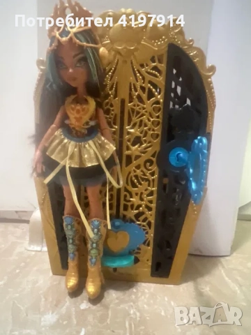Спешно продавам Кукла Монстър хай Клео де Нил Monster high doll Cleo de Nile., снимка 2 - Кукли - 51589083