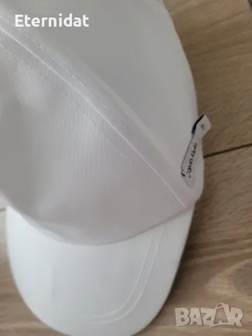 Бяла шапка с козирка CALVIN KLEIN , снимка 4 - Шапки - 49920474