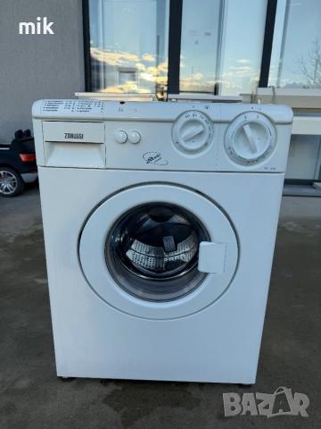 Малка пералня Зануси 4 кг , снимка 4 - Перални - 52378380
