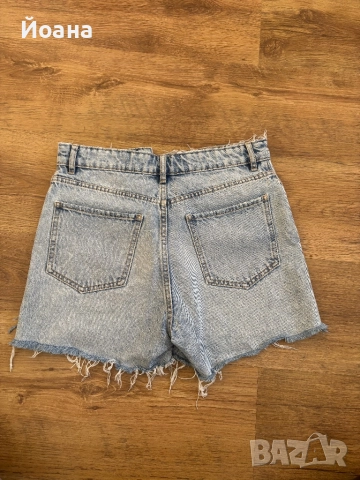 Дамски къси панталони ZARA, снимка 2 - Къси панталони и бермуди - 52983234