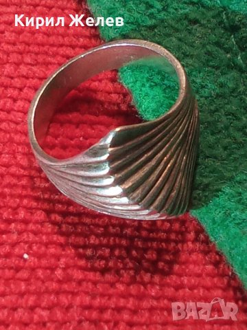 СТАР СРЕБЪРЕН РЕЛЕФЕН АРТ ДЕКО ПРЪСТЕН ОКСИДИРАНО СРЕБРО 925 МАЙСТОРСКИ ВИНТИДЖ КЛАСИКА МОДЕЛ 25797 , снимка 2 - Пръстени - 35747939