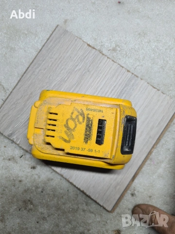 Dewalt 5ah, снимка 3 - Други инструменти - 53433695