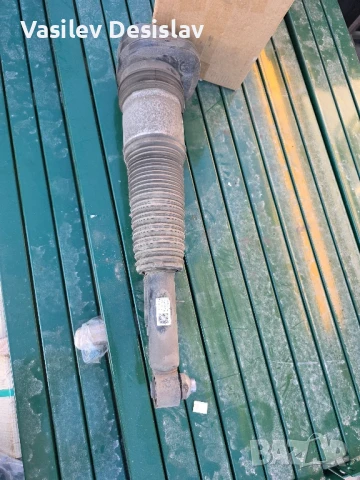 BMW G11, 740d xDrive, 2016 заден ляв амортесьор с въздушна възглавница, снимка 2 - Части - 50909407