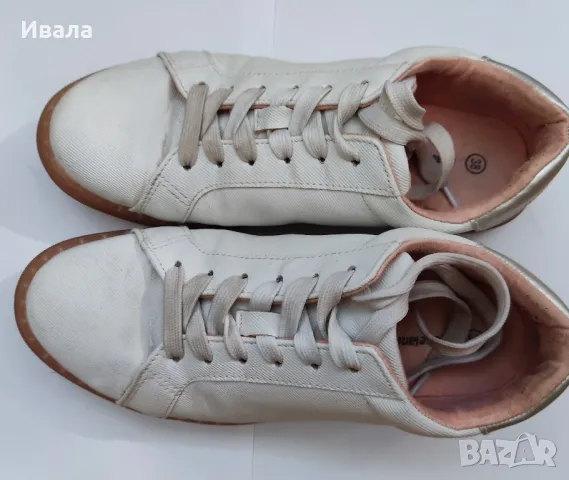 Бели спортни обувки , снимка 2 - Маратонки - 48934136