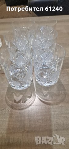 Продавам шест кристални чаши за уиски 